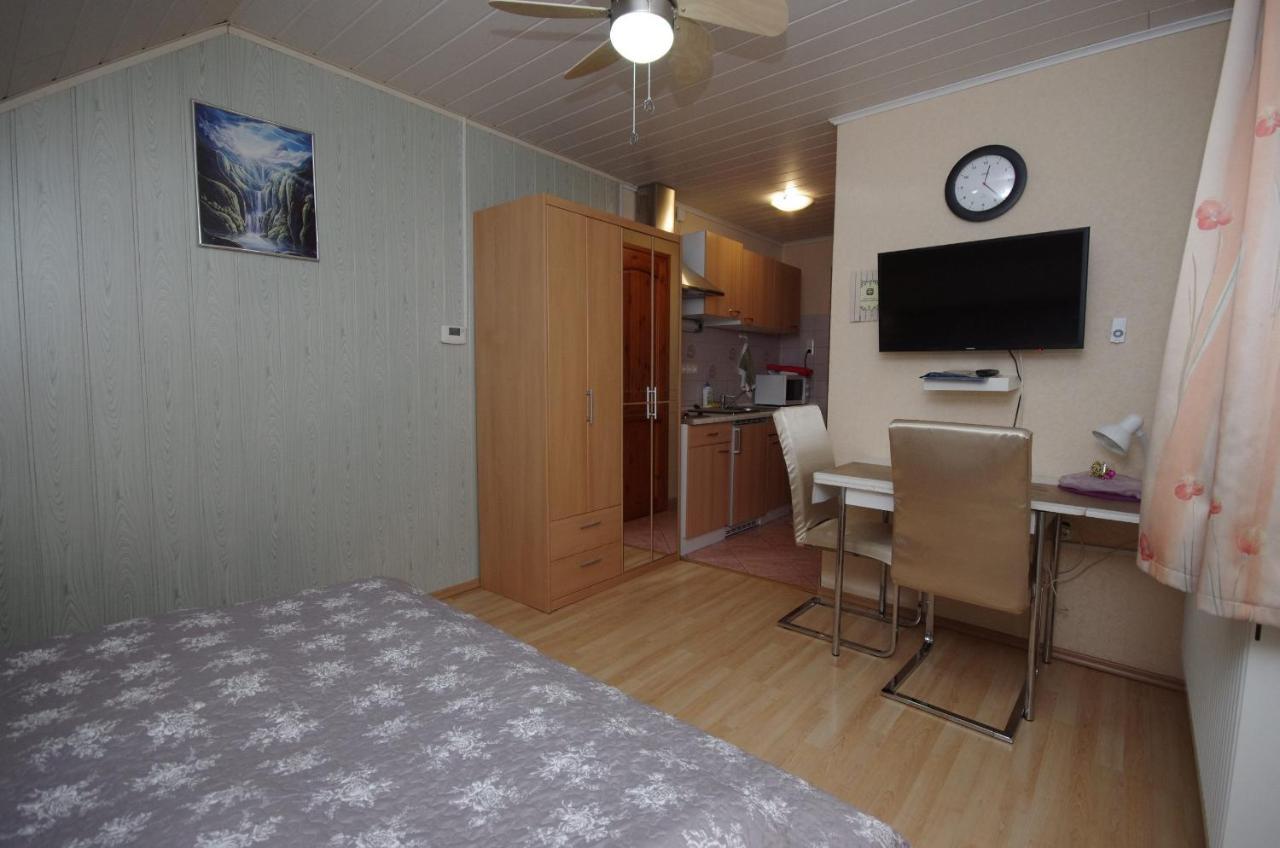 Fortuna Apartman Gyula Exterior photo